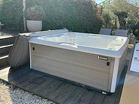 Hotspring limelight beam buitenspa