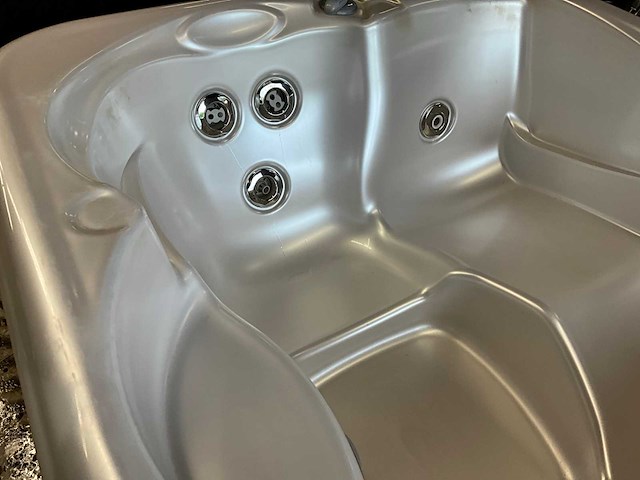 Hotspring portable spa jacuzzi - afbeelding 9 van  11