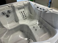 Hotspring portable spa jacuzzi - afbeelding 9 van  13