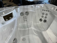 Hotspring portable spa jacuzzi - afbeelding 11 van  13