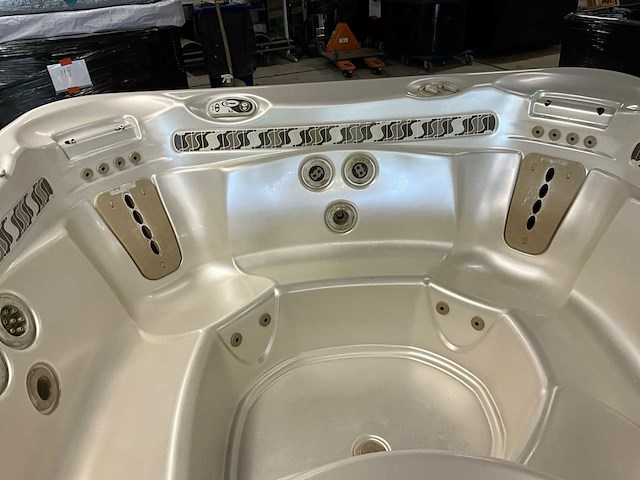 Hotspring portable spas iq2020 jacuzzi - afbeelding 14 van  17