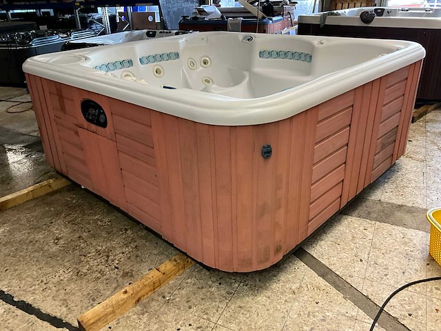 Hotspring portable spas jacuzzi - afbeelding 8 van  14
