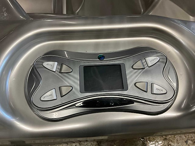 Hotsprings portable spas jacuzzi - afbeelding 7 van  16