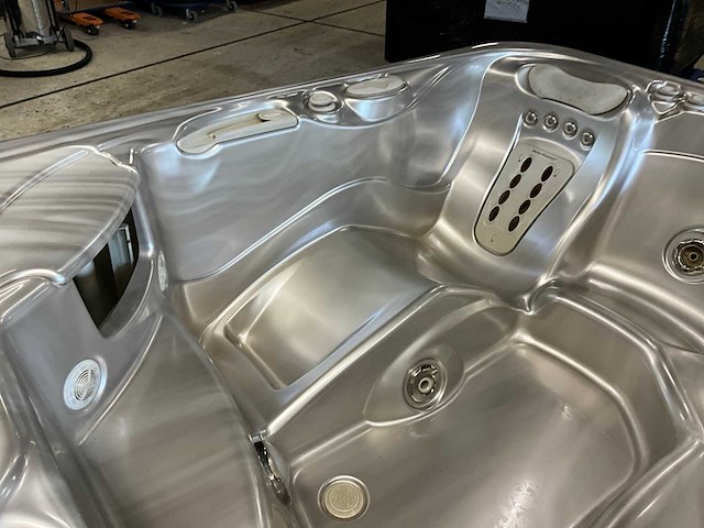 Hotsprings portable spas jacuzzi - afbeelding 12 van  16