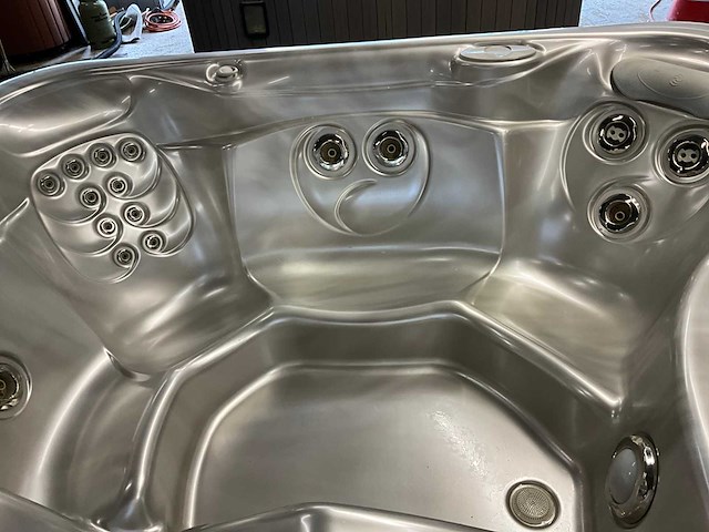 Hotsprings portable spas jacuzzi - afbeelding 14 van  16