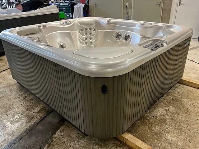 Hotsprings portable spas jacuzzi - afbeelding 9 van  14