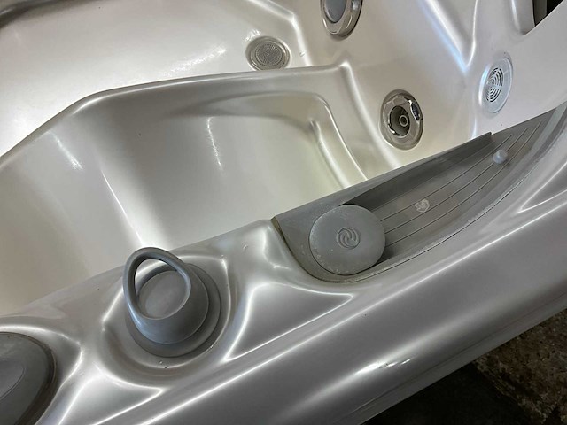 Hotsprings portable spas jacuzzi - afbeelding 14 van  14