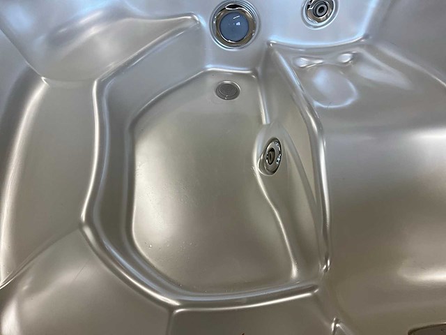 Hotsprings portable spas jacuzzi - afbeelding 2 van  13