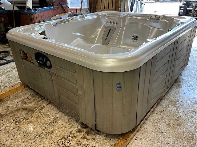 Hotsprings portable spas jacuzzi - afbeelding 7 van  13