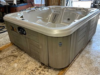 Hotsprings portable spas jacuzzi - afbeelding 7 van  13