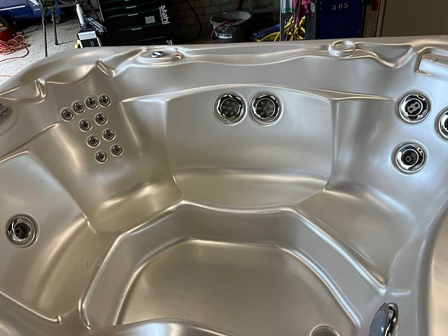 Hotsprings portable spas jacuzzi - afbeelding 10 van  13