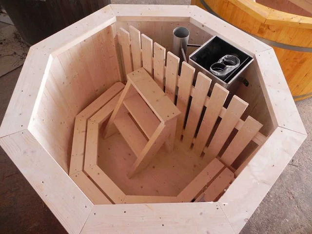 Hottub - vonato - wooden tranquil - 0 - houten hottub met kachel - afbeelding 3 van  9