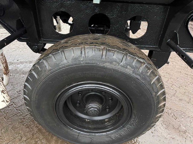 Hottub op aanhanger - uniek - hottub - afbeelding 9 van  11