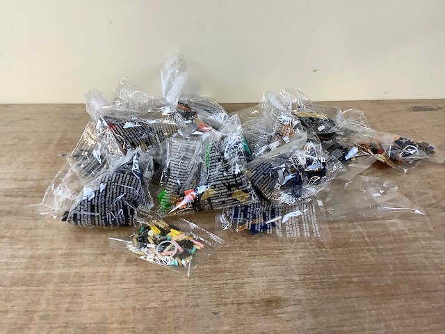 Hotwheels mercedes-benz 300 sl educatief - afbeelding 3 van  6