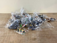 Hotwheels mercedes-benz 300 sl educatief - afbeelding 3 van  6