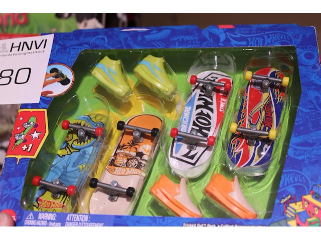 Hotwheels skateset. - afbeelding 2 van  2