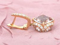 House of pertijs rosegouden oorbellen met diamant en edelsteen - afbeelding 9 van  9