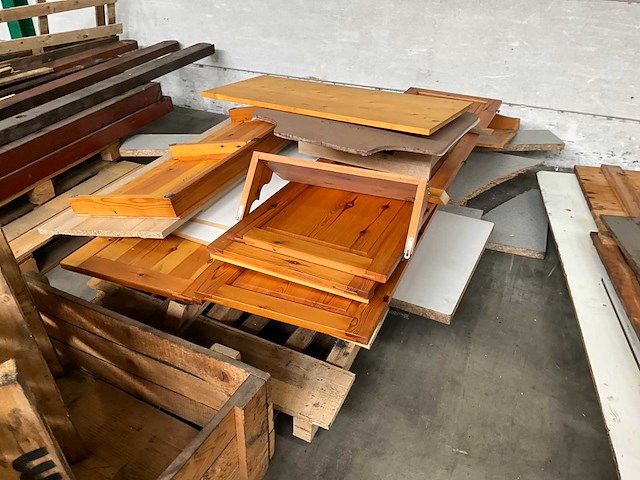 Hout- en plaatmateriaal - afbeelding 3 van  8