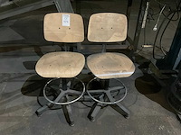 Hout bureaustoel (2x) - afbeelding 1 van  4