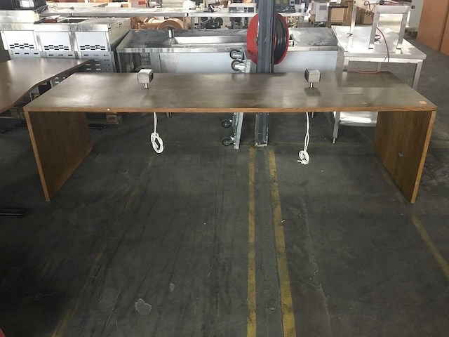 Hout vergadertafel - afbeelding 1 van  5