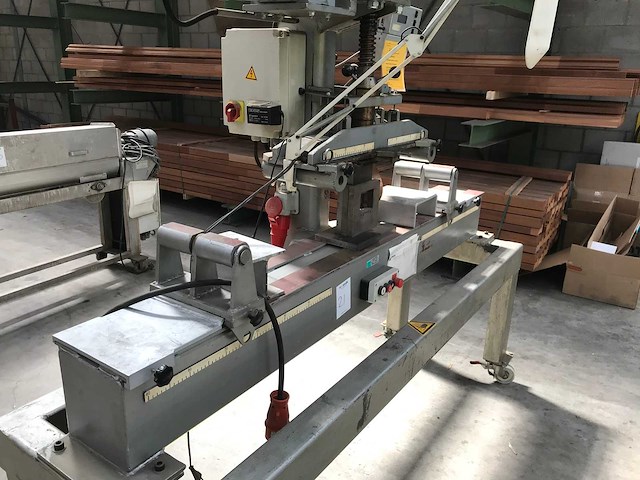 Houtbuig machine - afbeelding 21 van  23
