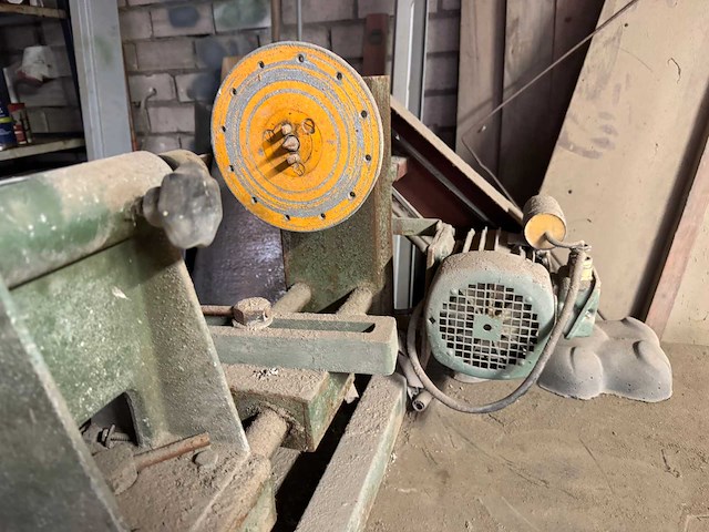 Houtdraaibank - afbeelding 1 van  4