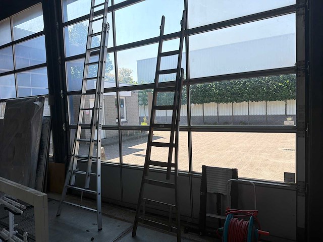 Houte ladder 2x8 - afbeelding 1 van  2