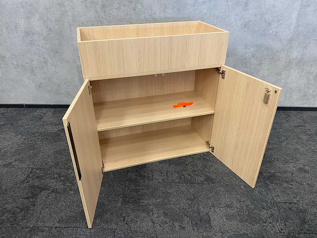 Houten 2-deurs kast met plantenbak - ongebruikt - afbeelding 5 van  10