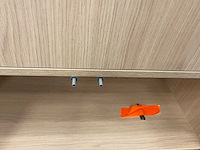 Houten 2-deurs kast met plantenbak - ongebruikt - afbeelding 9 van  10