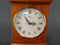 Houten adler tafelklok - afbeelding 2 van  5