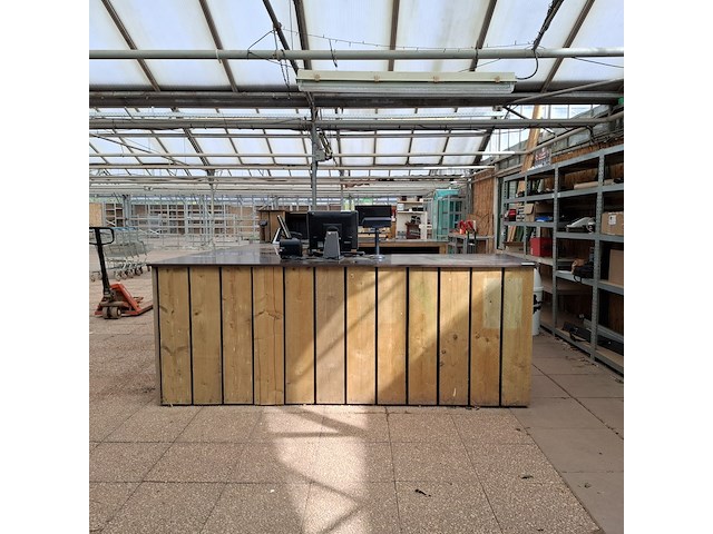 Houten balie - afbeelding 4 van  9