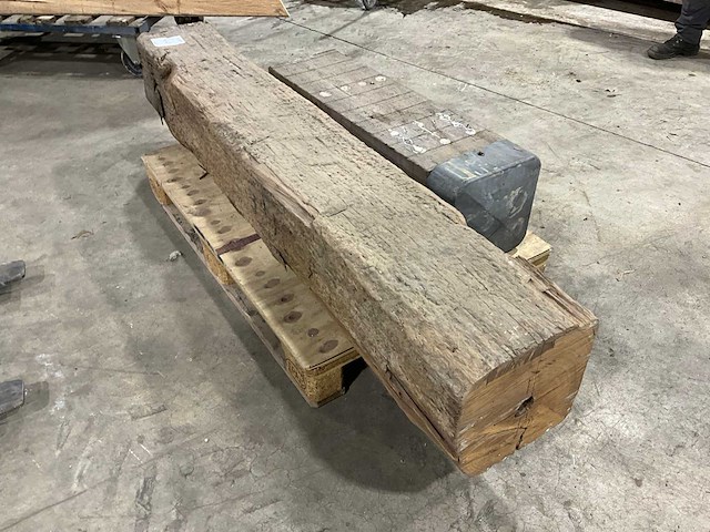 Houten balk (2x) - afbeelding 2 van  7