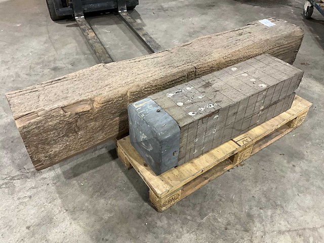 Houten balk (2x) - afbeelding 3 van  7