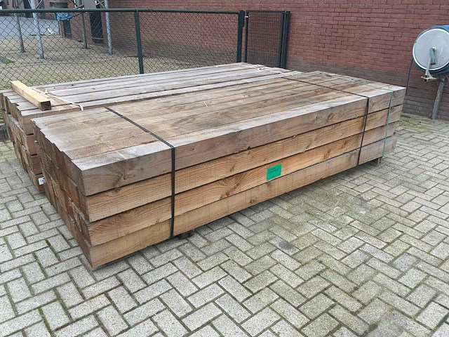 Houten balk (douglas) (28x) - afbeelding 1 van  3