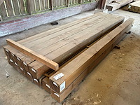 Houten balken 3100x150x150mm (13x) - afbeelding 1 van  4