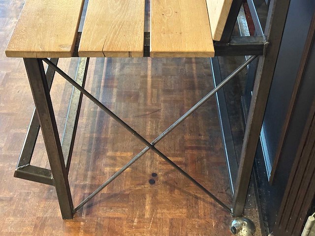 Houten barbank met stalen frame - afbeelding 4 van  7