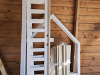 Houten bed - afbeelding 1 van  2