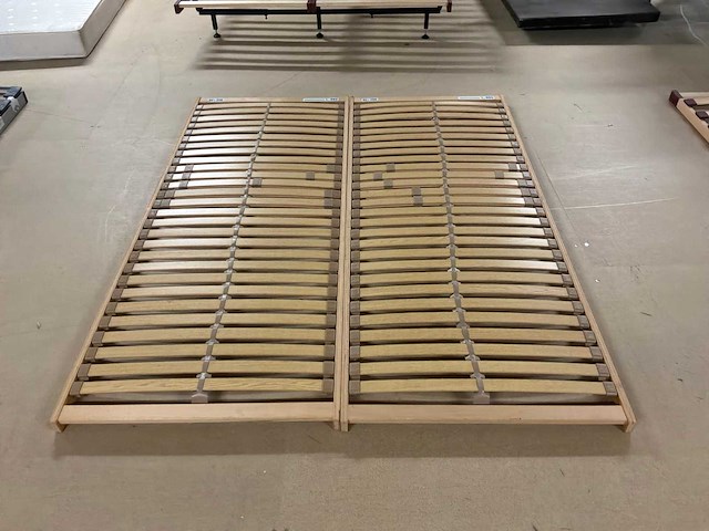 Houten bedbodem (2x) - afbeelding 1 van  2