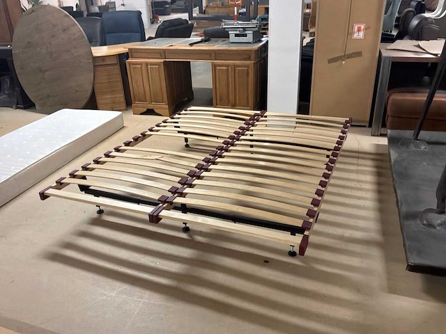 Houten bedbodem (2x) - afbeelding 1 van  6