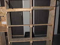 Houten bedrijfswageninrichting. afmeting . 279 x 50 x 163 cm. - afbeelding 3 van  3