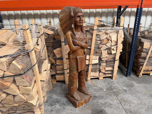 Houten beeld "native american" - afbeelding 2 van  10