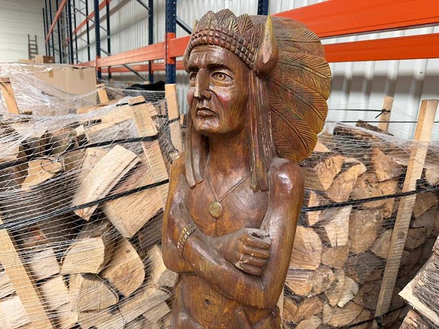 Houten beeld "native american" - afbeelding 9 van  10