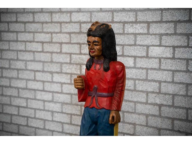 Houten beeld "native american" - afbeelding 4 van  6