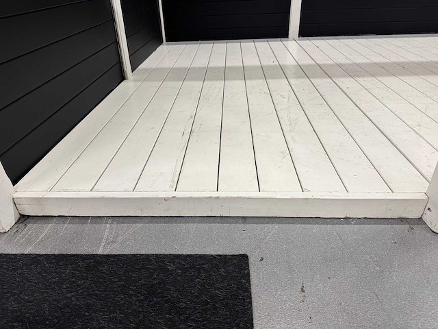 Houten beursstand - afbeelding 15 van  22