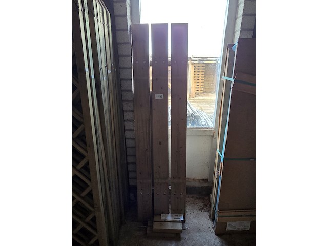 Houten bijzettafel hillhout - afbeelding 1 van  3