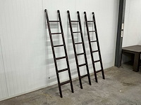 Houten boekenkast trap 223x38,5cm (4x) - afbeelding 3 van  6