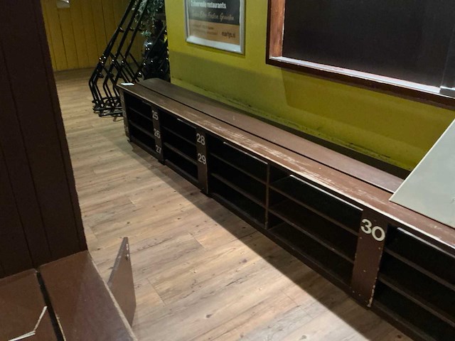 Houten bowlingbank - afbeelding 2 van  4