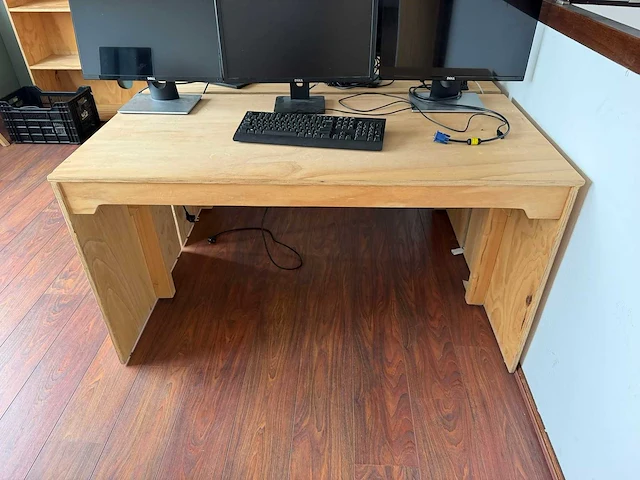 Houten bureau (2x) - afbeelding 5 van  5