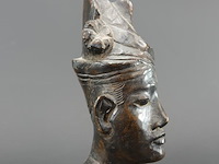 Houten buste van een balinese man - afbeelding 4 van  5