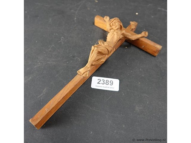Houten crucifix - afbeelding 1 van  5